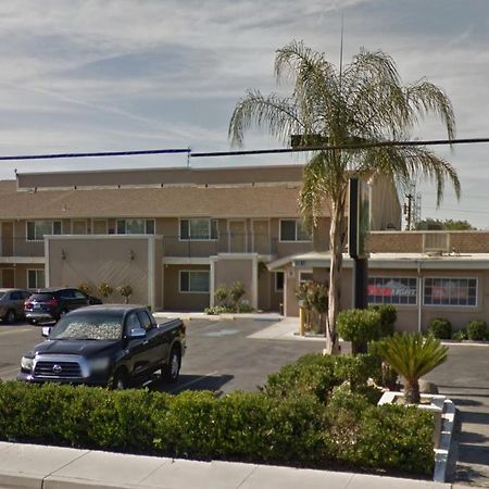 Executive Inn & Suites Bakersfield Exterior foto
